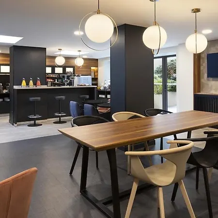 Aparthotel Citadines Trocadero 3*
