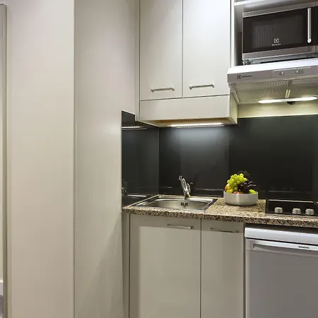 Citadines Trocadero Apart Otel 3*